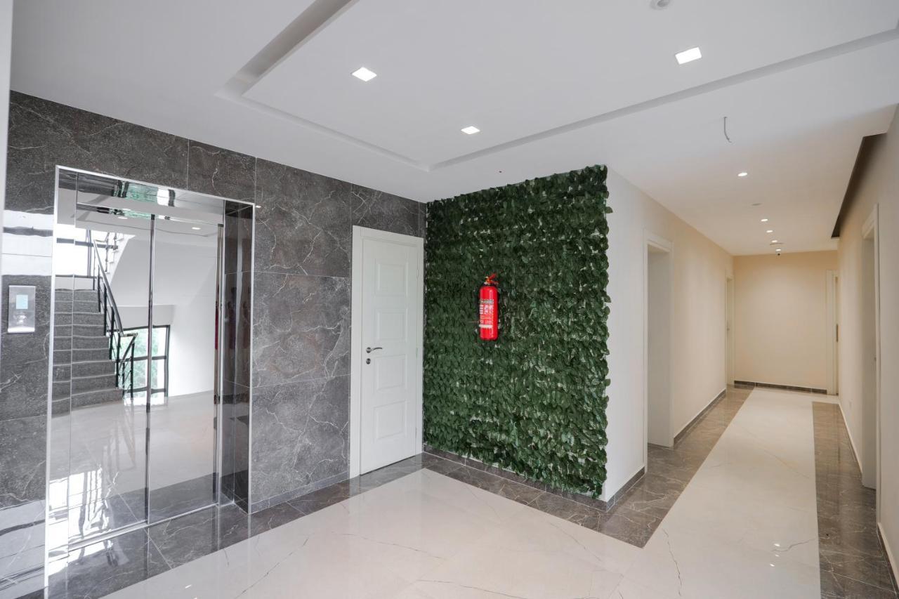 Hotel Roalb Radhimë 外观 照片